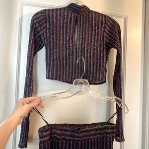 Super cute going out outfit! 2pc lamé set!